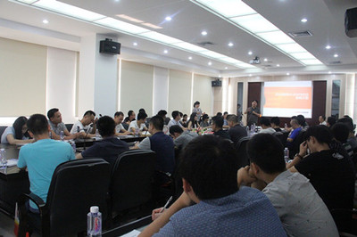 晉江陸地港舉辦跨境電商?速賣通交流培訓會 助力業務新突破